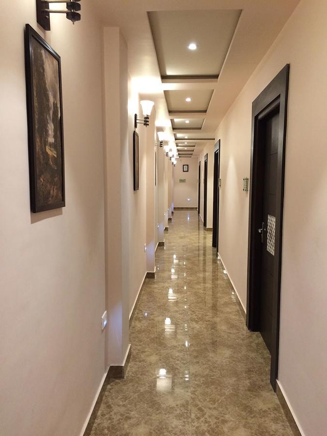 Purvika Hotel *