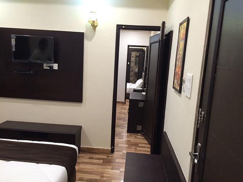 Hotel Purvika Varanasi