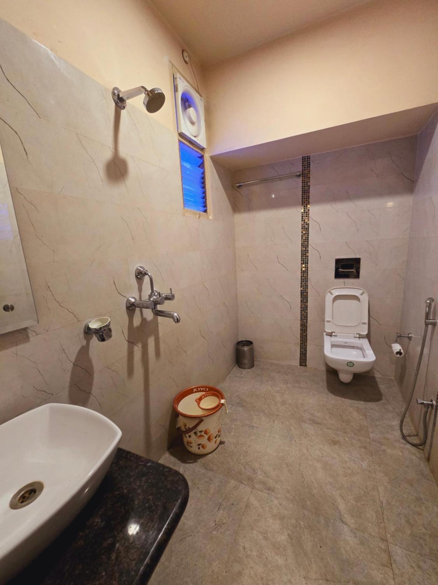 Hotel Purvika *